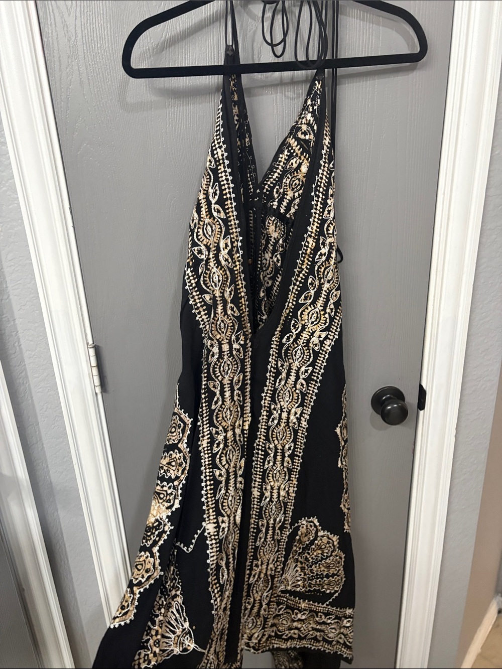 Black and Gold Halter Low Back Maxi Dress - Picture 2 of 2